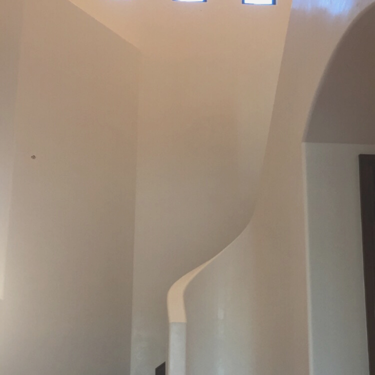 Venetian Plasterer Sunshine Coast Curved stair case